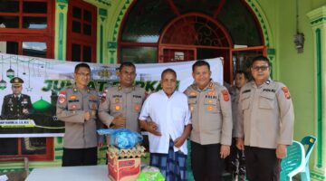 Pelukan Terakhir di Bumi Sepakat Segenep, Kapolres Aceh Tenggara Berpamitan kepada Purnawirawan